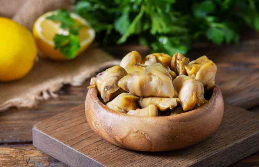 блюдо из рапанов 