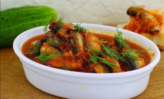 Салака в томате