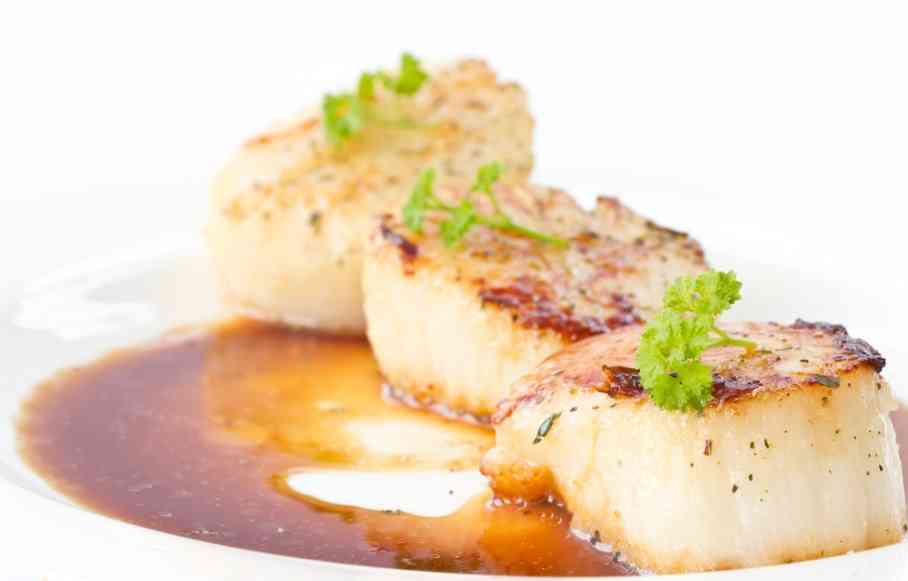 гребешок с соусом 