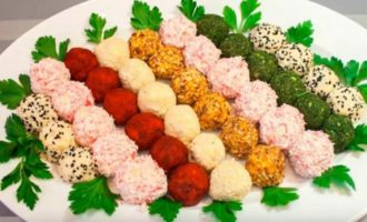 рафаэлло из крабовых палочек и сыра