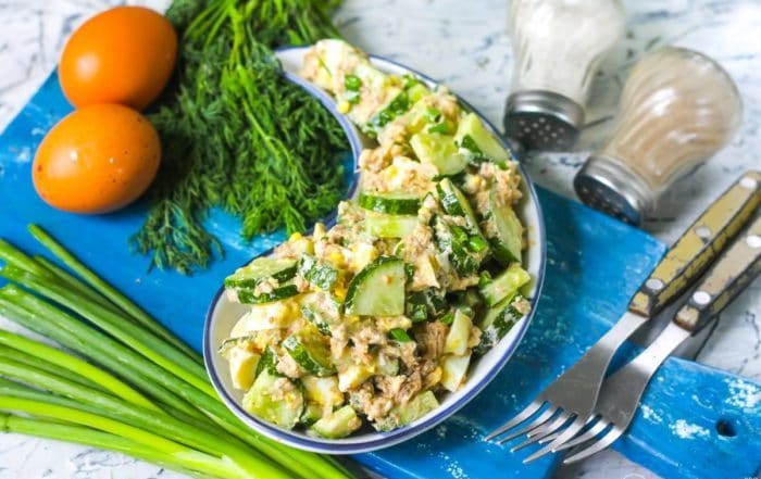 салат с тунцом