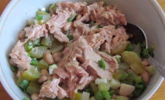 салат с тунцом