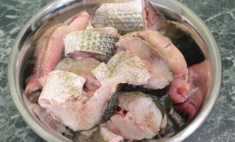 кефаль кусочками