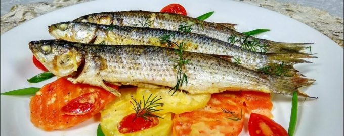 кефаль с овощами жареная