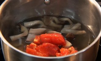 краб с томатом