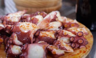 осьминог нарезанный кусочками