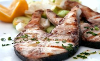 стейк пеламиды