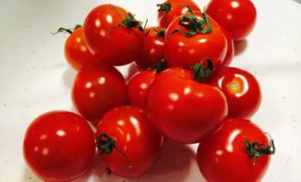 свежие помидоры