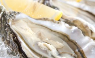 подача устриц