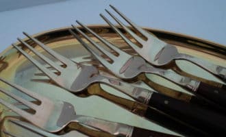 какие приборы надо использовать для морепродуктов
