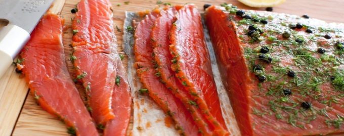 Домашняя малосоленая семга