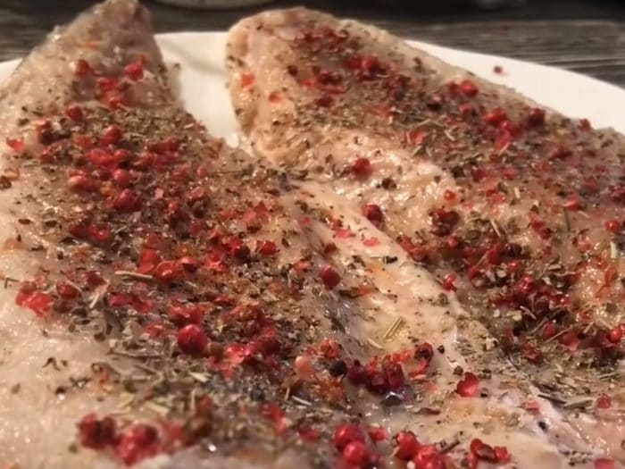 Скумбрия сухого посола в специях 