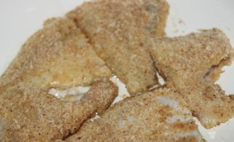 камбала в панировке