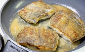 рыба с румянной корочкой