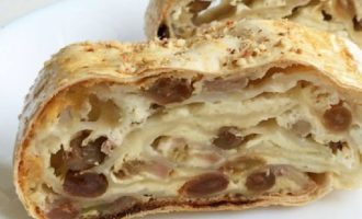 лаваш с изюмом