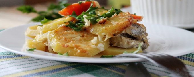 минтай с овощами в кляре