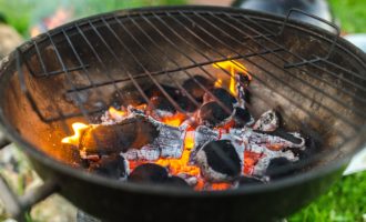 мангал с углями