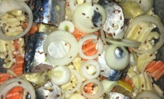 скумбрия с овощами в духовке