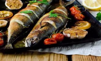скумбрия запеченая с овощами