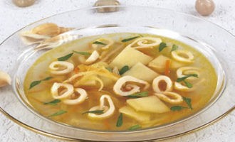 постный суп с кальмаром