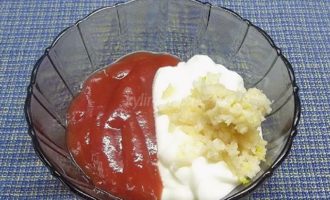 соус с томатами и чесноком