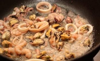 тушенные морепродукты