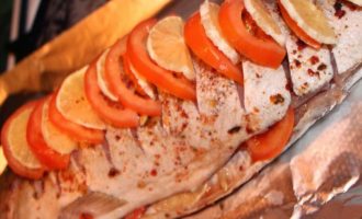 судак с томатом и лимоном