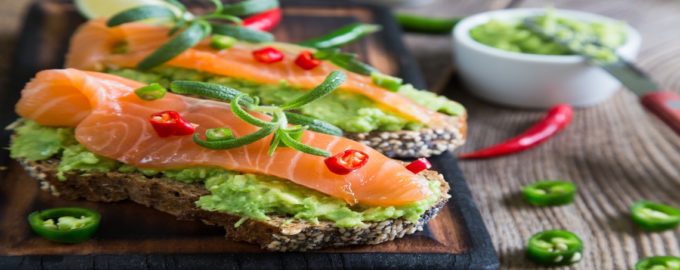 бетерброды с соленой рыбой