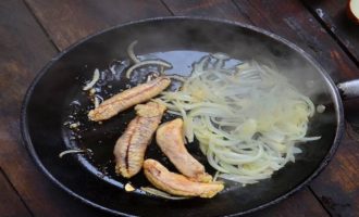 икра судака жаренная с луком