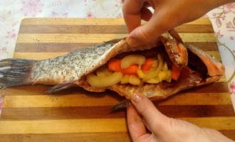 щука с начинкой