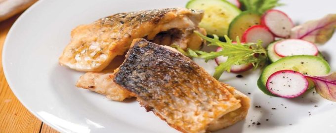 жаренные стейки карпа