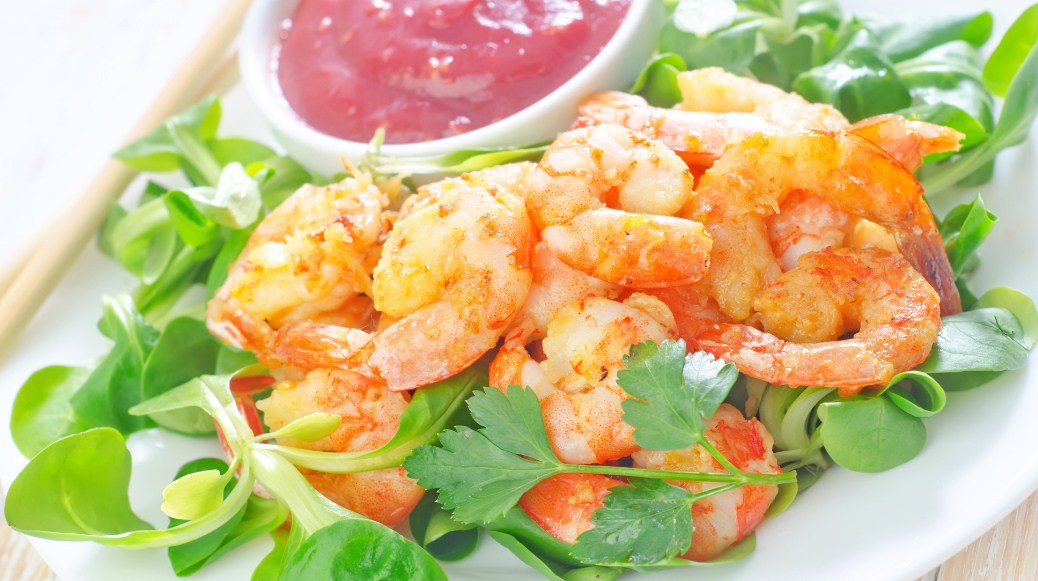 креветки с зеленью