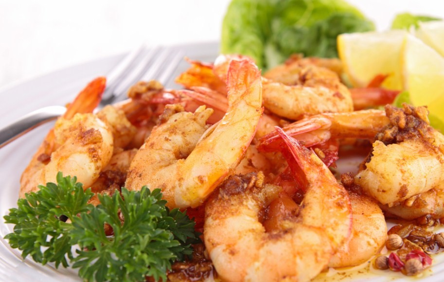 жареные креветки