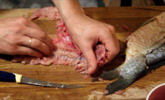 удаление костей из тушки