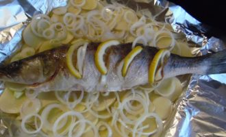 судак с луком