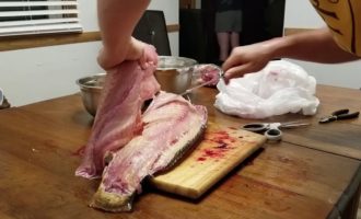 разделка карпа на филе