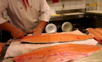 как разделать горбушу на филе