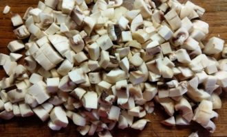 грибы нарезанные