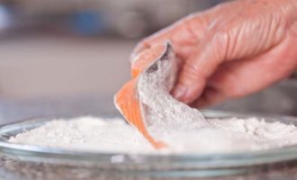 кижуч в кляре