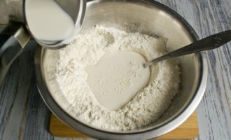 мука с дрожжами