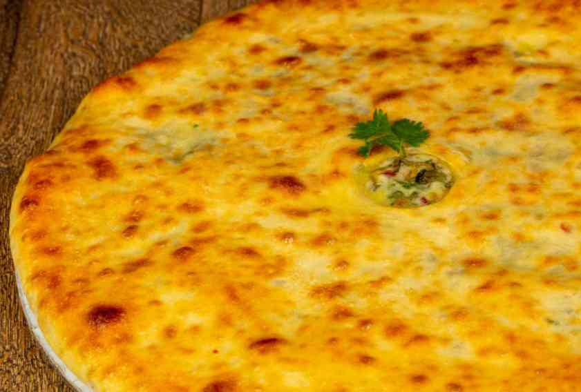 рыбный пирог с консервами