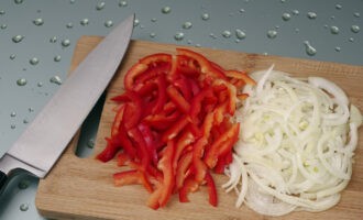 лук и болгарский перец