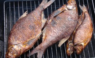 лещ запеченный на гриле