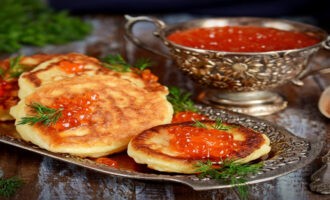 вариант подачи икры сазана