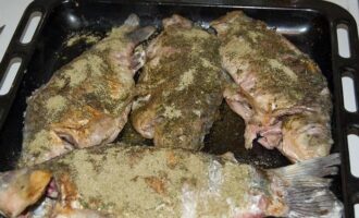 карась в специях