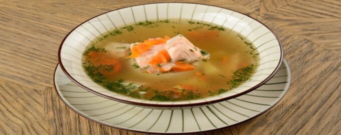 суп с красной рыбой