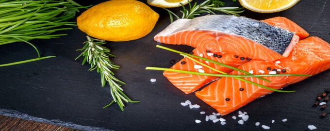 вариант сервировки соленого лосося