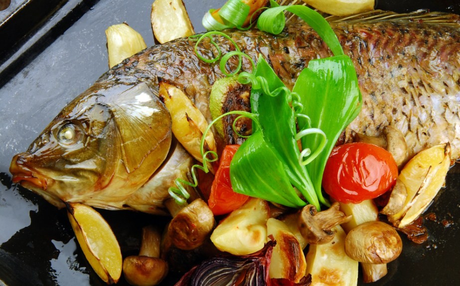 какготовить рыбу с овощами