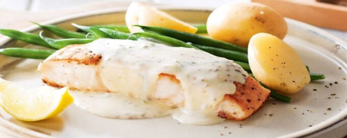 рыба под вкусным соусом