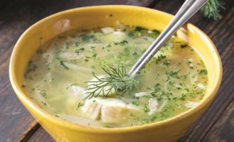 уха из морского окуня